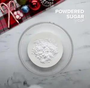 How to Make Bakers Square Candy Cane Pie step 2