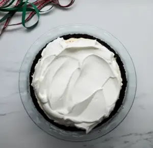 How to Make Bakers Square Candy Cane Pie step 10