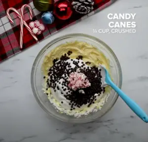 How to Make Bakers Square Candy Cane Pie step 6